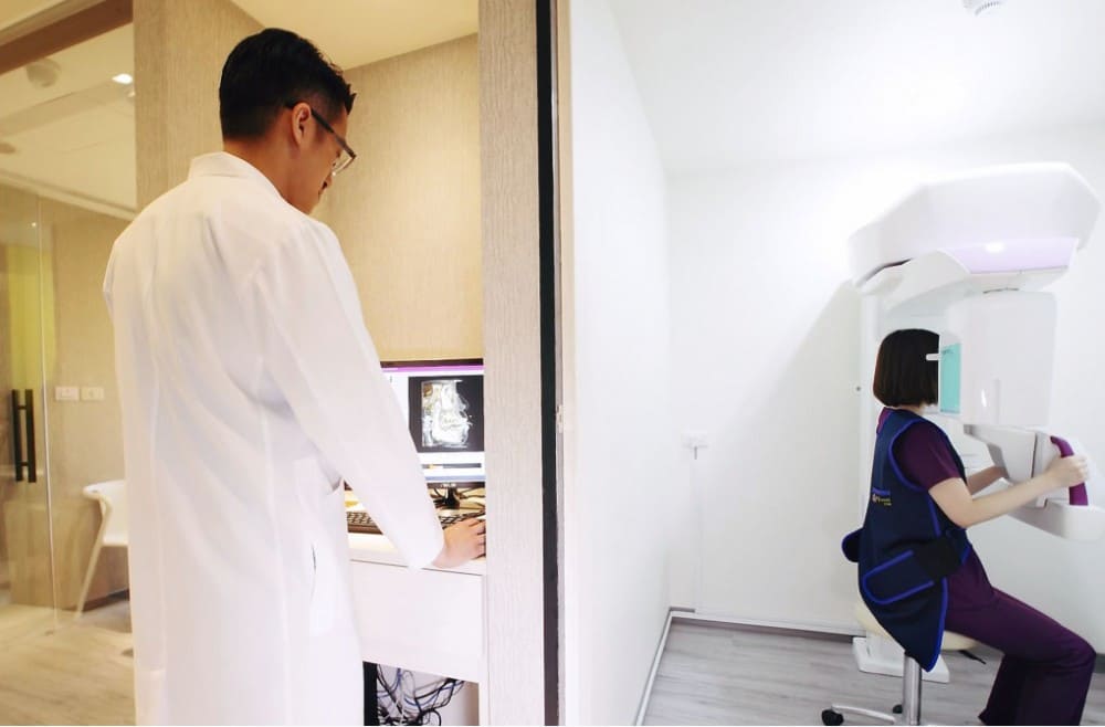 隆鼻術前3D電腦斷層,博恩妍